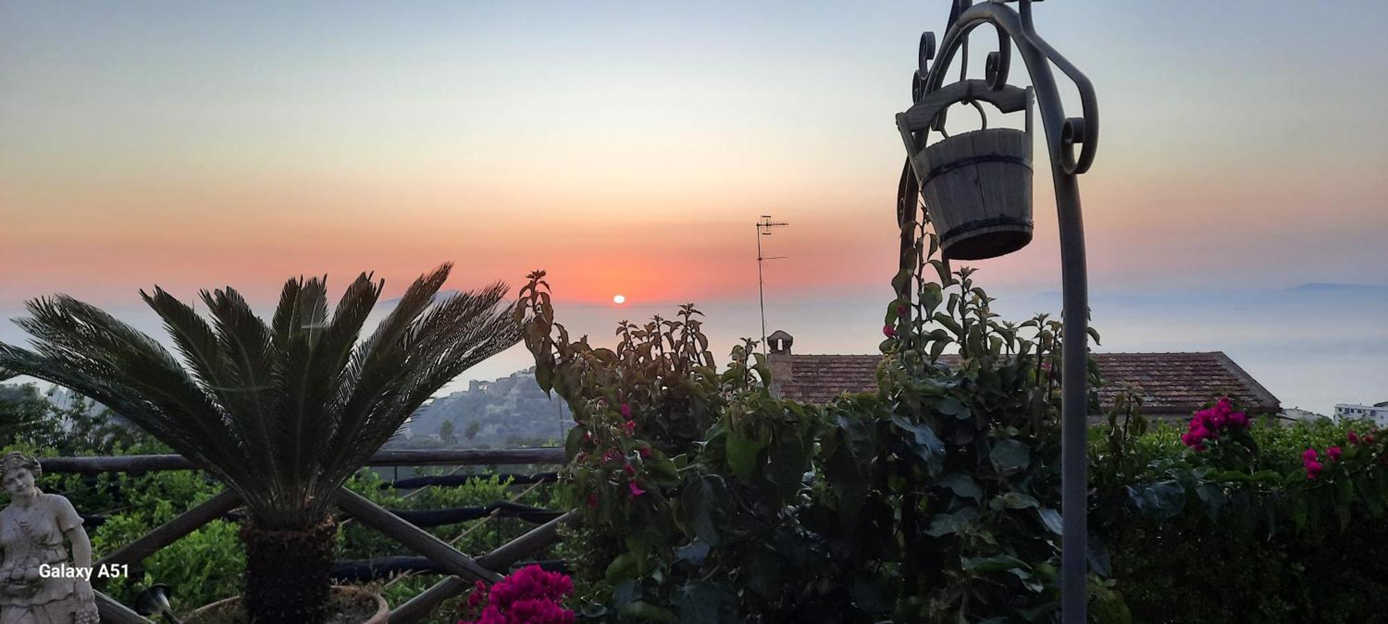Terrazza Sul Golfo Apartment Massa Lubrense Exterior foto