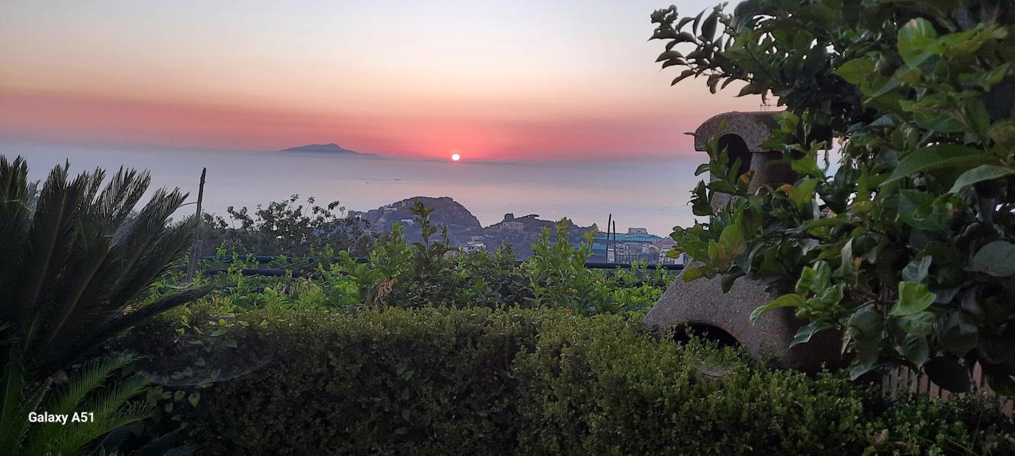 Terrazza Sul Golfo Apartment Massa Lubrense Exterior foto
